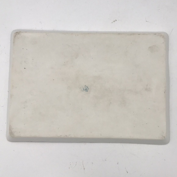 Antique Nippon 4-Pc Dresser/Vanity Set Tray, Vase/Hat Pin, Hair Receiver, Powder - Picture 9 of 11